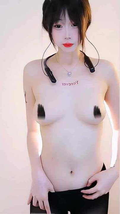 网易CC 樱奈 丝袜全裸福利1V【5分200M】