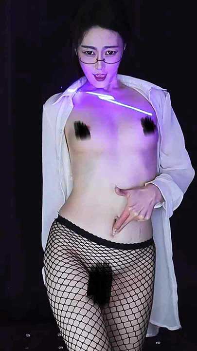 网易CC 渣渣菲 付费高级群定制1V【207M】