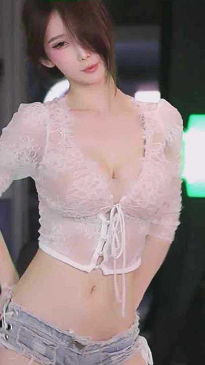 斗鱼 亦亦 尺度性感诱惑骚舞25V【2.74G】