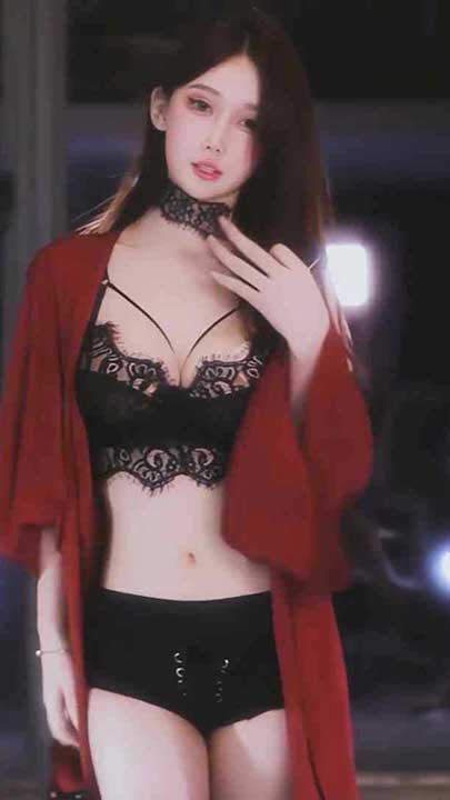 斗鱼 亦亦 主播热舞尺度大开8V【802M】