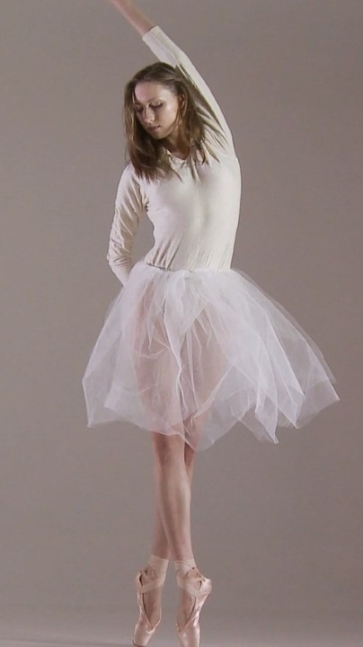 《裸体芭蕾》极致唯美 人体与艺术完美结合 1V 14分45秒 862MB